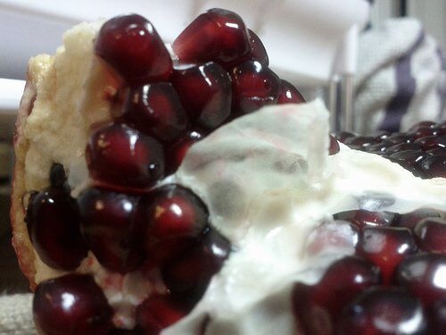 2-pomegranate-ice-cream