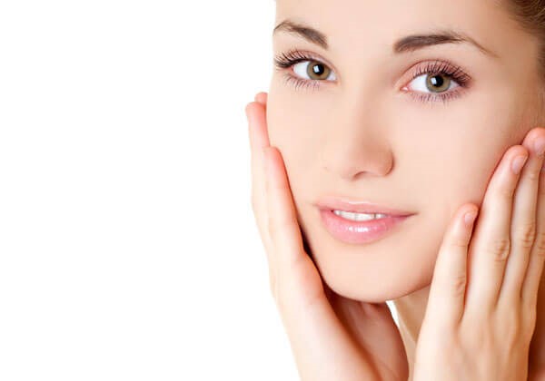 tips til at glatte og løfte hængende kinder