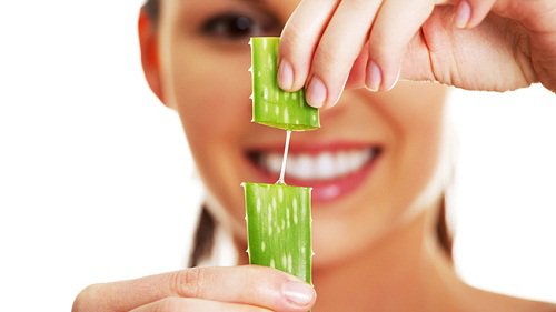 Aloe-Vera-Makeup