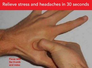 Kurer hovedpine og stress med akupressur
