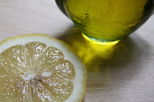 Olivenolie og citron