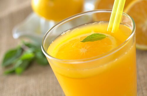 Appelsinjuice kan detoxe dine tarme