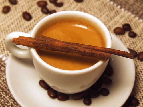 Sådan kan du drikke kaffe på en sund måde