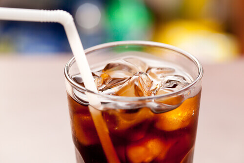 Glas med cola