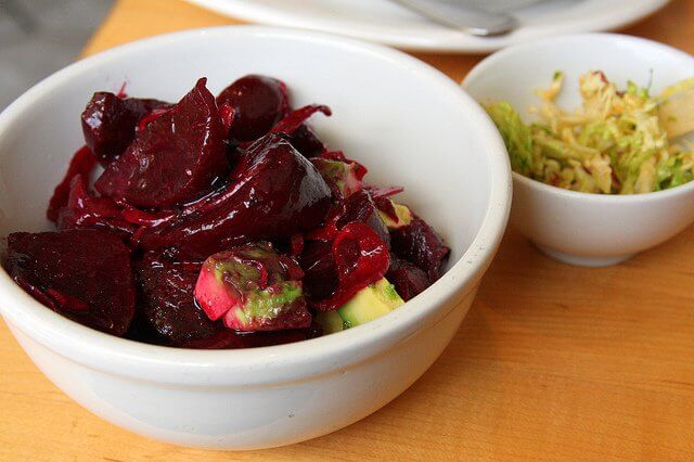 Salat med rødbeder