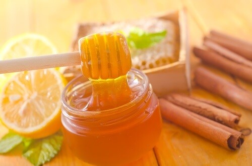 De utrolige fordele ved honning og kanel