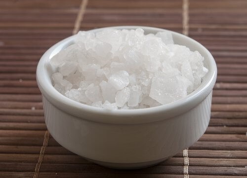 Skaal med magnesium