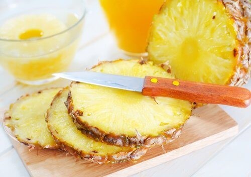 Ananas er effektivt mod skin tags
