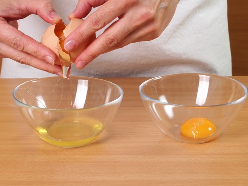 kronblad slå Slime Maske af æg til at rense og opstramme huden - Bedre Livsstil