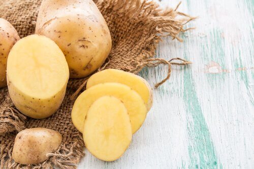 kartofler kan bekæmpe vorter