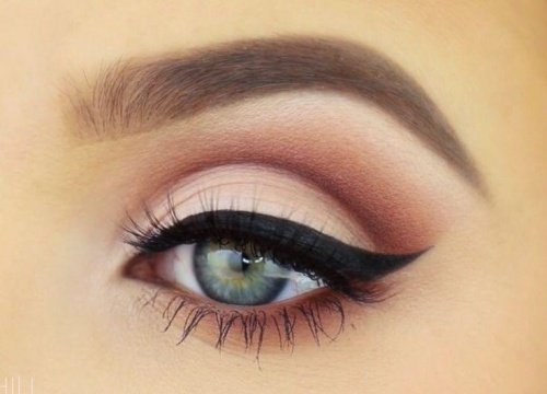eyeliner