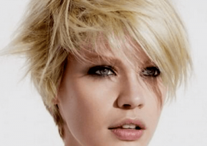 5 flotte frisurer der får en til at se yngre ud: du vil elske dem!