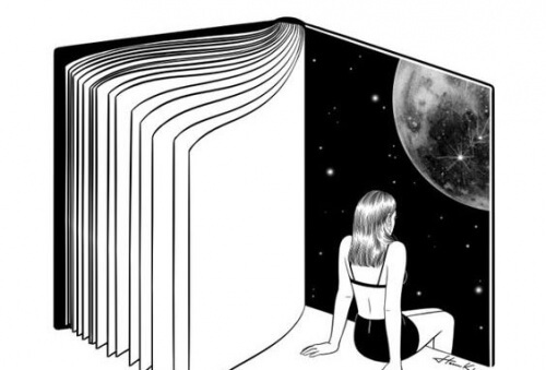 Kvinde der er inde i en bog