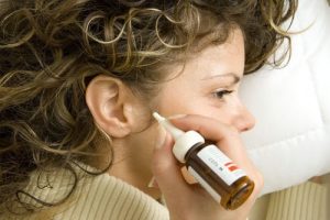 7 naturlige midler mod ørevoks