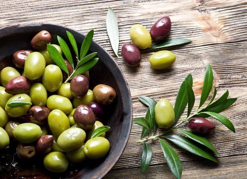 Oliven i en skaal genopbygger kollagen