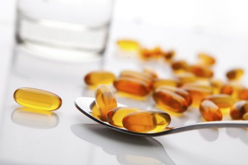 E-vitamin er den perfekte naturlige vej til fyldige øjenbryn.
