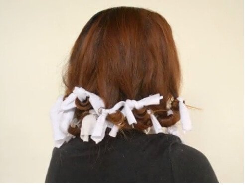 Lav krøller med t-shirt