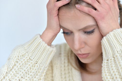 En af de ukendte måder angst påvirker din krop er hovedpine.