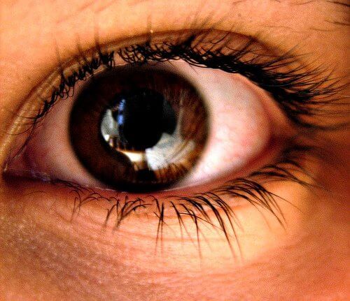 Udvidede pupiller er et af de ukendte måder angst påvirker din krop.