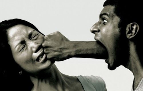 6 tegn på verbalt misbrug: Er du et offer?