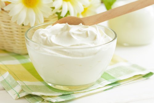 Skaal med yoghurt