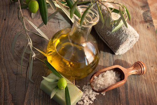Olivenolie og salt