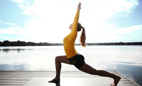 6 ekstraordinære yoga stillinger for at tabe dig