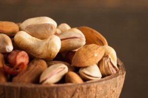 Hvorfor skal vi lægge nødder og frø i blød?