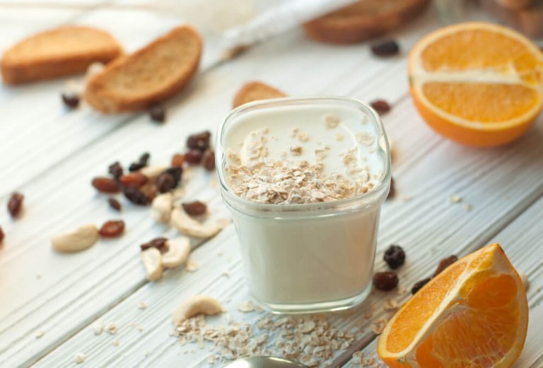 Yoghurt og appelsin