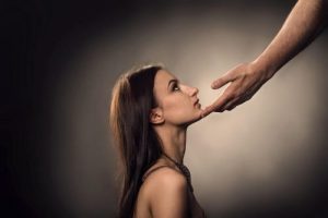 5 psykologiske træk hos undergivende mennesker
