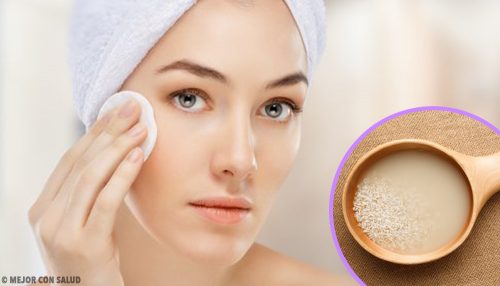 Kvinde der plejer sin hud