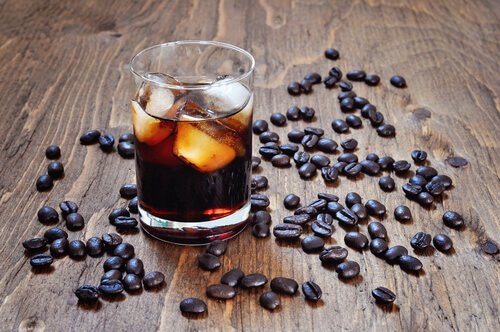 Kaffeboenner og cola
