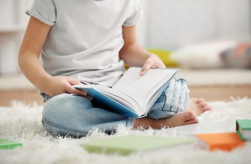 Barn laeser bog - hvad er ordblindhed