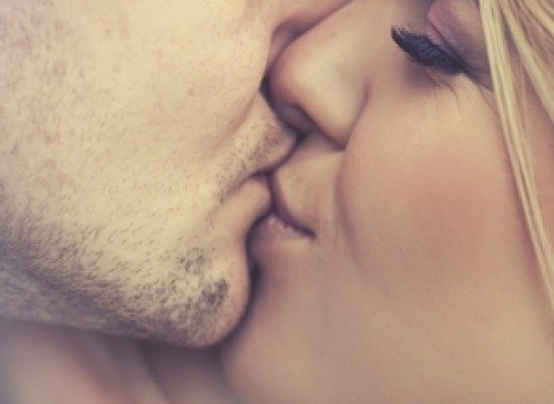 5 mest almindelige infektioner transmitteret gennem kys
