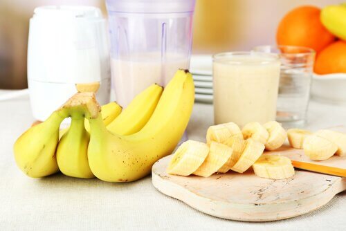 Modne bananer på tallerken