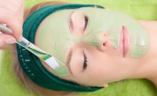 Groen ansigtsmaske
