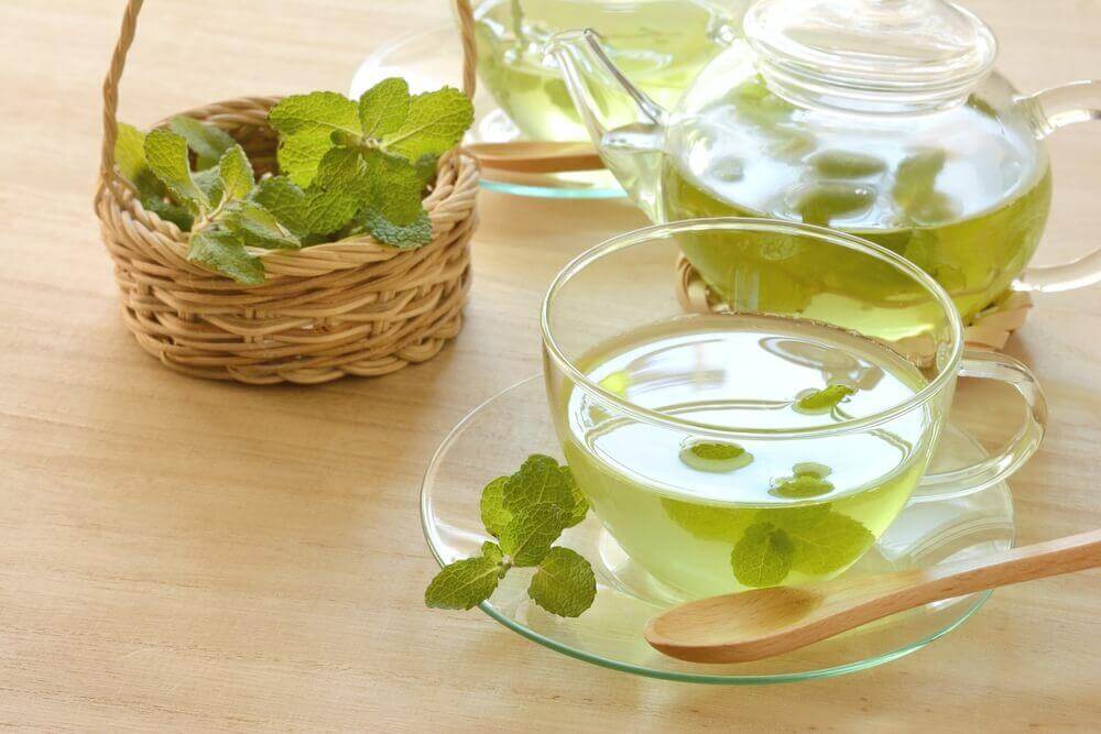 Mynte te - detoxe din tyktarm