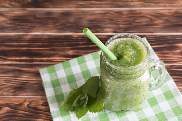 Mynte smoothie til tyktarmen