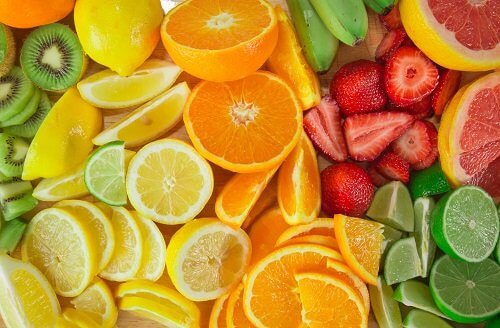 Citrusfrugter stimulerer galdeudvisning og er én af de fødevarer der bekæmper galdesten.