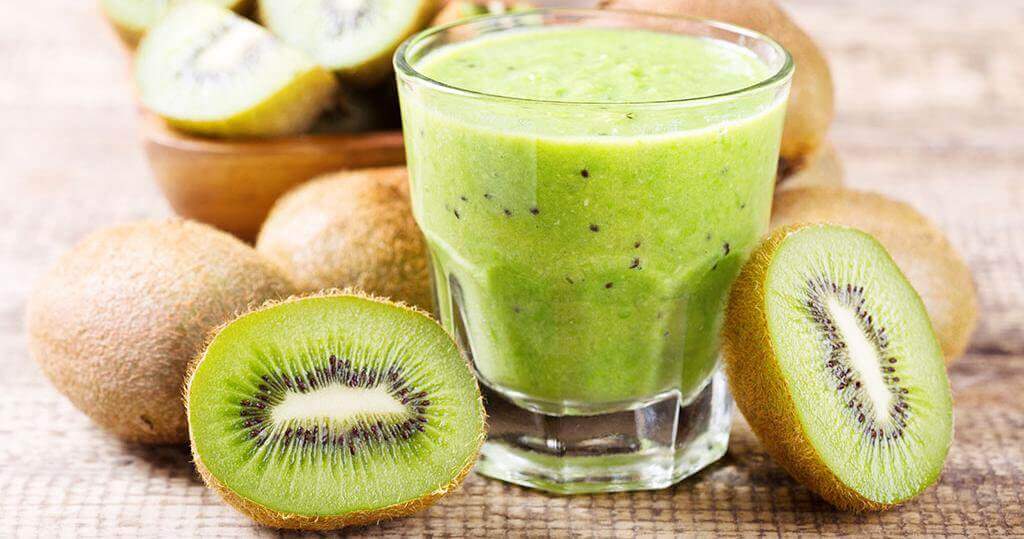 Kiwi- og spinatjuice.