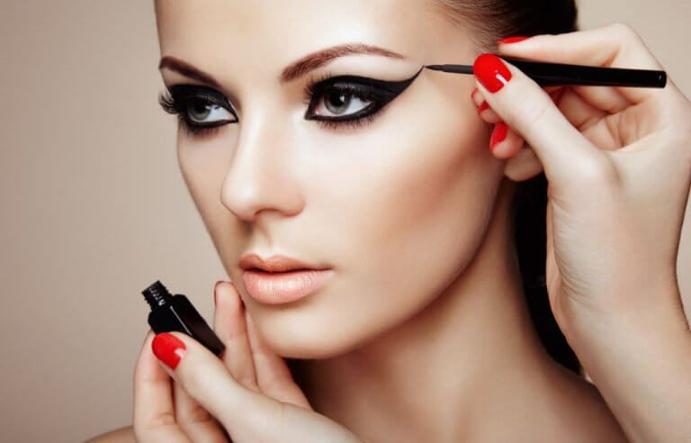 Se fabelagtig ud med disse 7 make-up tricks