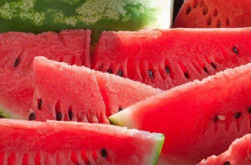 Vandmeloner: en af de frugter, der fremskynder vægttab