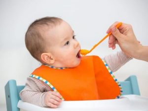 Derfor skal du fodre din baby babymos