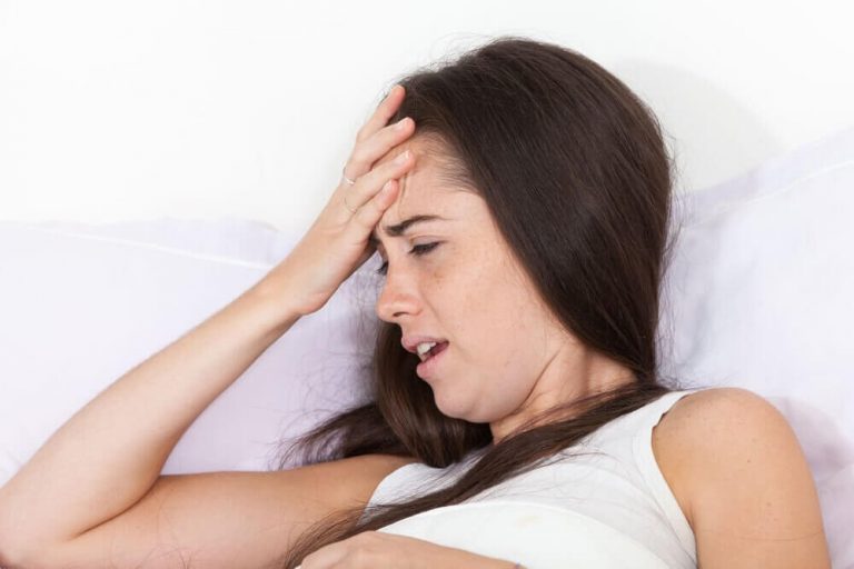 4 årsager til hovedpine om morgenen