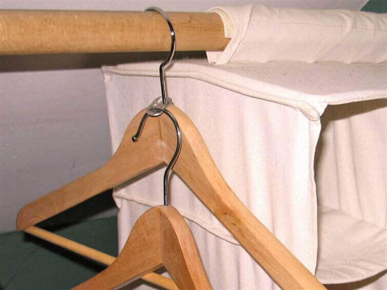 Klædeskab