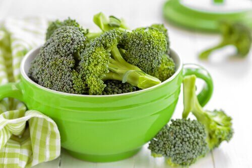 Opskrift på lækre broccoli-osteboller
