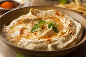 Sådan laver du fedtfattig hummus