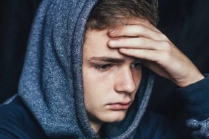Sådan skal du reagere, hvis dit barn er homoseksuel