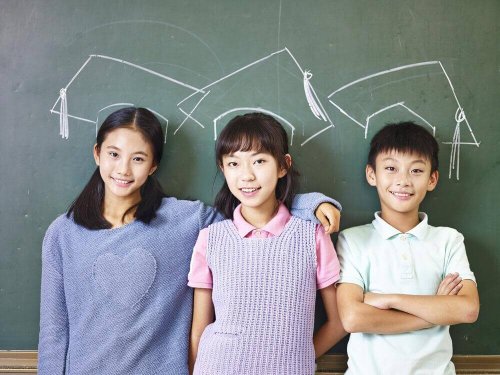 japanske børn smiler