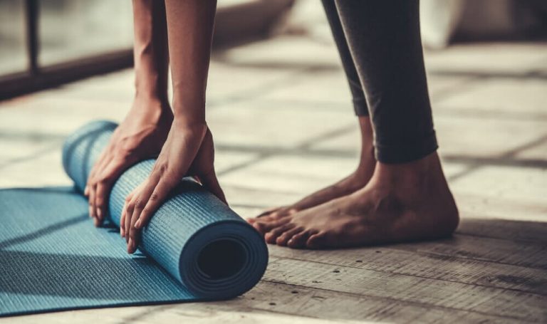 5 yogaøvelser du kan praktisere hvis du ikke er smidig